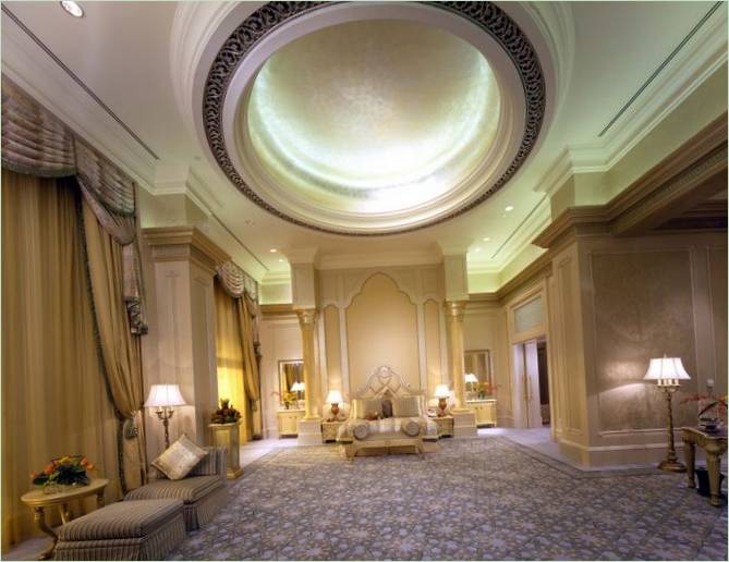 Viesnīcas Emirates Palace istabu interjera dizains