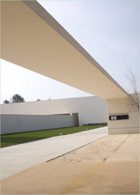 Heidl Architects - Svētā Mārtiņa kapsēta